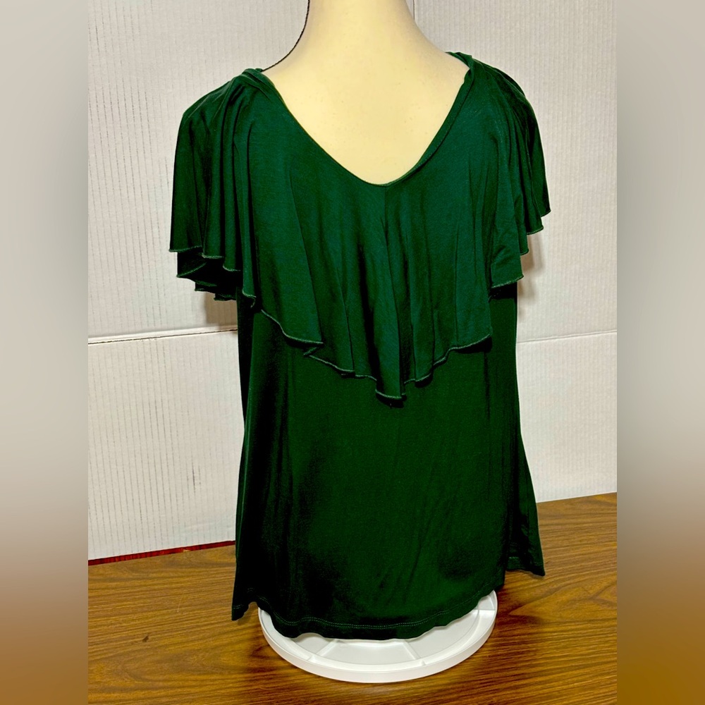 Signature Collection stretchy dark green sleeveless top L